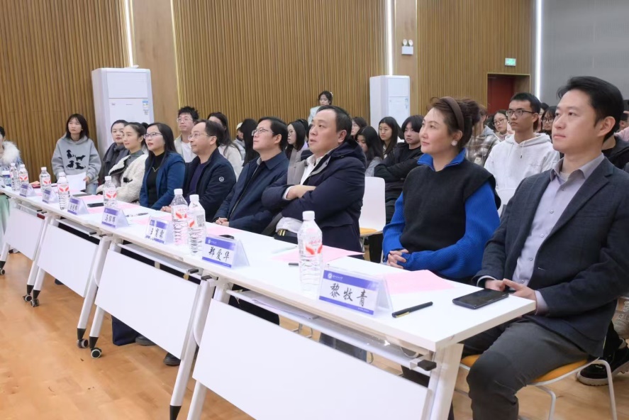 fee40c4944424eafb96d10a8277372c9.jpg 63f009d401b27eb6f194586f4cd51681.jpg